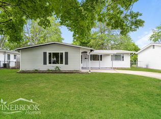 835 Claver Ln, Florissant, MO 63031