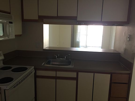 5th image of 19841 SW 114th Ave APT 208