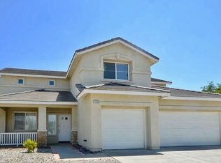 7332 Ridge View Dr, Lancaster, CA 93536