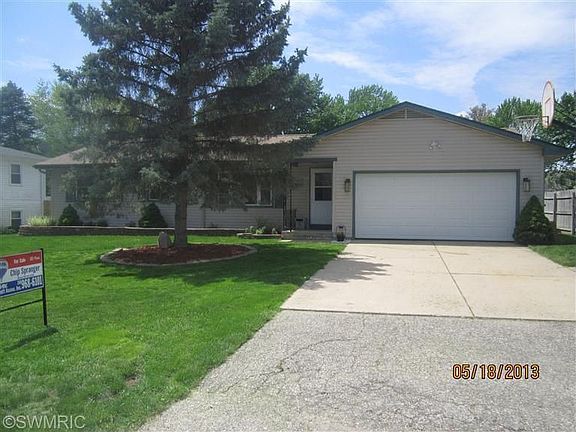 3rd image of 1251 Brunswick Dr