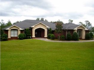 6888 Martin Rd, Milton, FL 32570