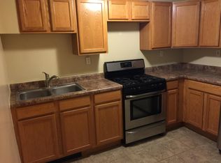 164 3rd St #3F, Troy, NY 12180