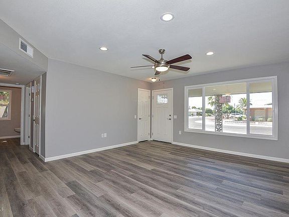 5th image of 10310 W Sombrero Cir