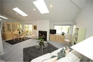1st image of 25 Laguna Ct