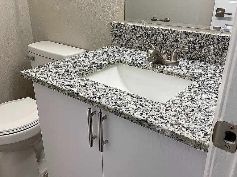 Half_Bath_Sink_300616