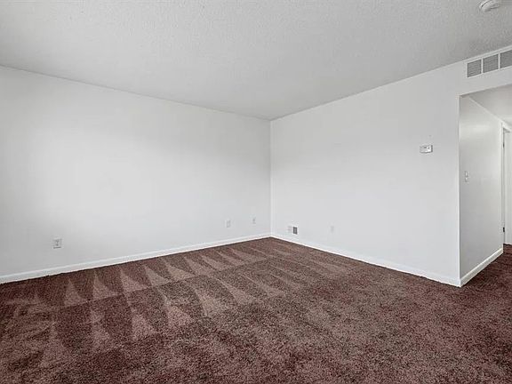 3rd image of 19861 Vermander Ave