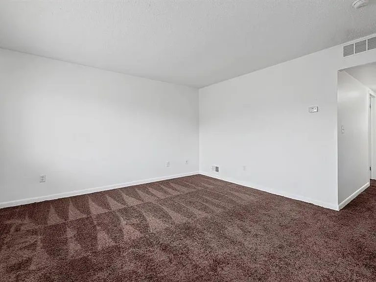 19861 Vermander Ave — Photo 3