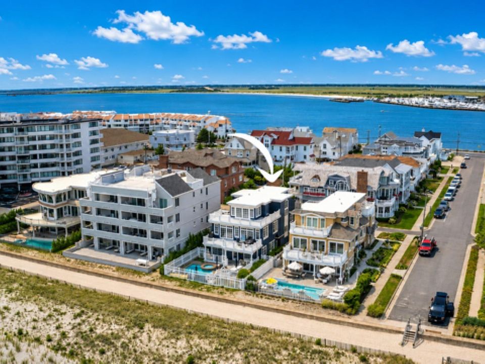 1st image of 1705 Beach Ter