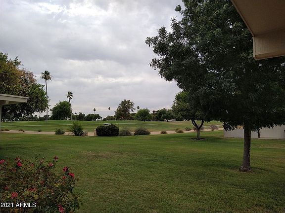 4th image of 9914 W Highwood Ln