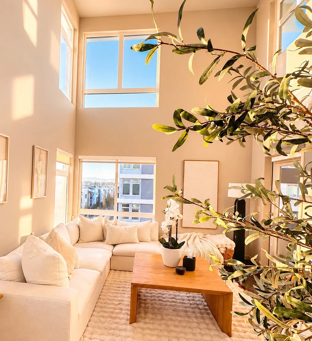 2 bed, 1070 sqft, $6,450 — Photo 4