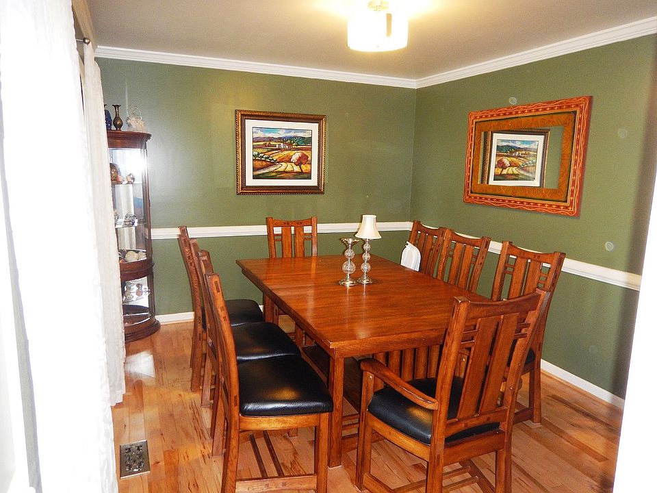 1st image of 901 Silversmith Cir
