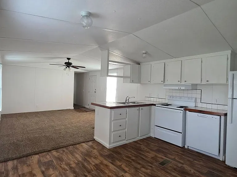 701 Trollingwood Hawfields Rd #3 — Photo 10