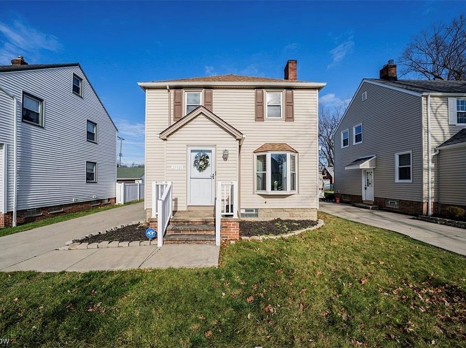 1st image of 27101 Mallard Ave
