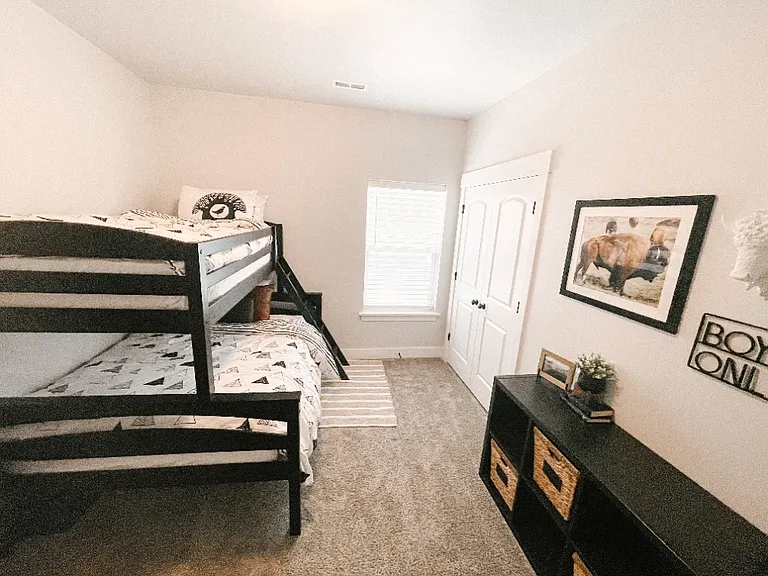 2nd Bedroom