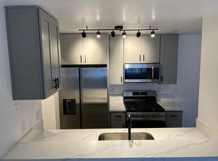 13925 Sherman Way #7, Van Nuys, CA 91405