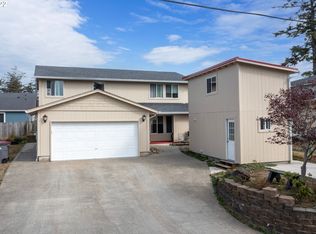 1380 11th Ave, Seaside, OR 97138
