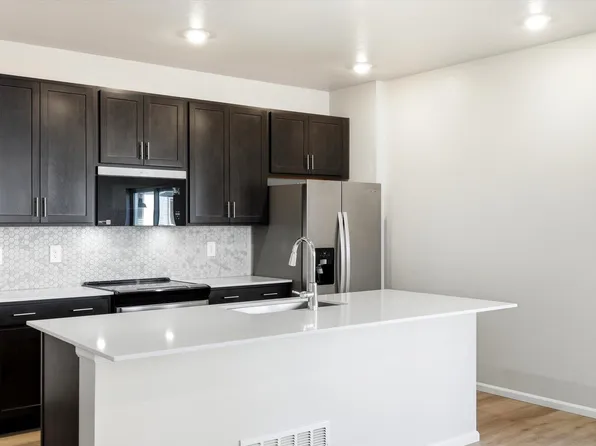 2189 E 164th Ave, Thornton, CO 80602