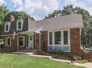 9835 Shepherds Cir, Kansas City, MO 64131