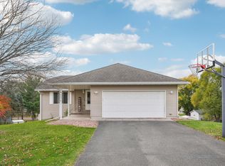 665 Flora Sq, Prescott, WI 54021