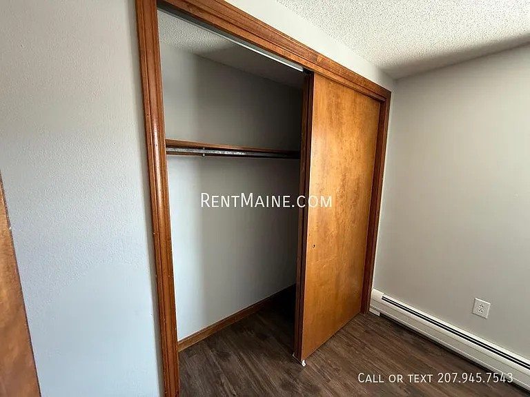 381 Pine St #4 — Photo 9