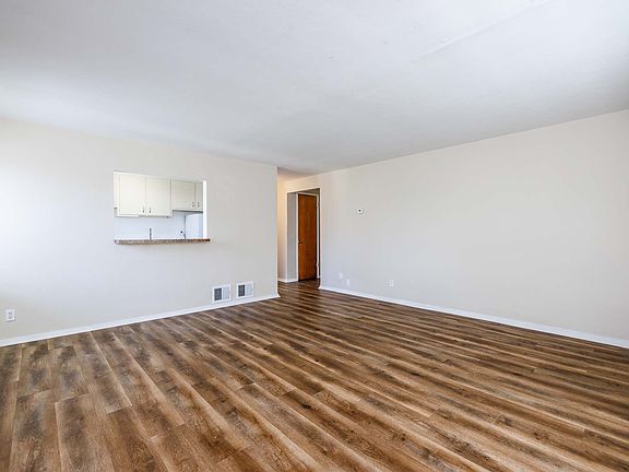 2nd image of 905 South Ave #48C