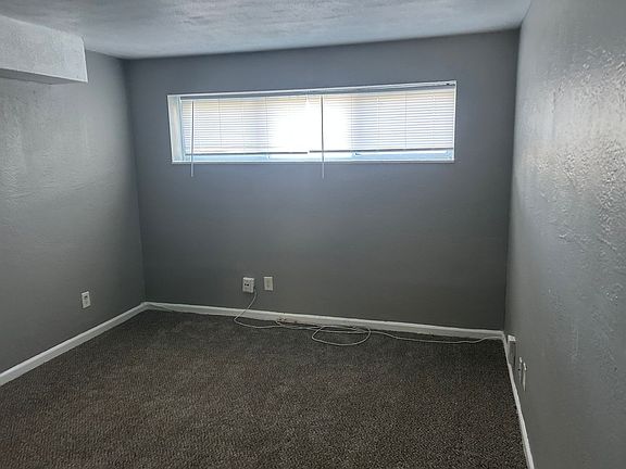2nd image of 1048 Forest Ct APT 6