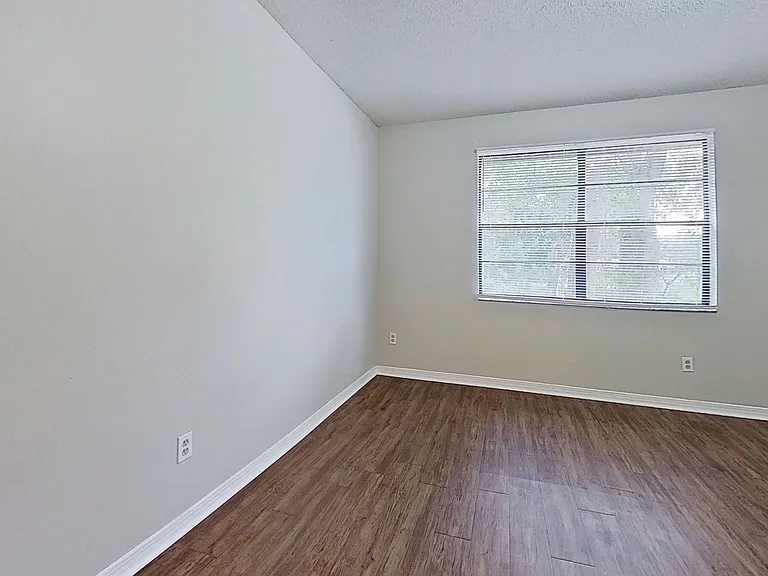 477 Crabapple Ct #C — Photo 11