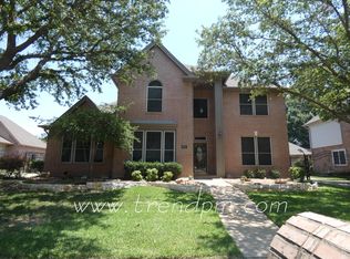 817 Cliffmoor Dr, Keller, TX 76248