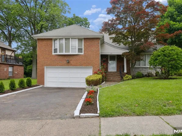 585 W Englewood Avenue, Teaneck, NJ 07666