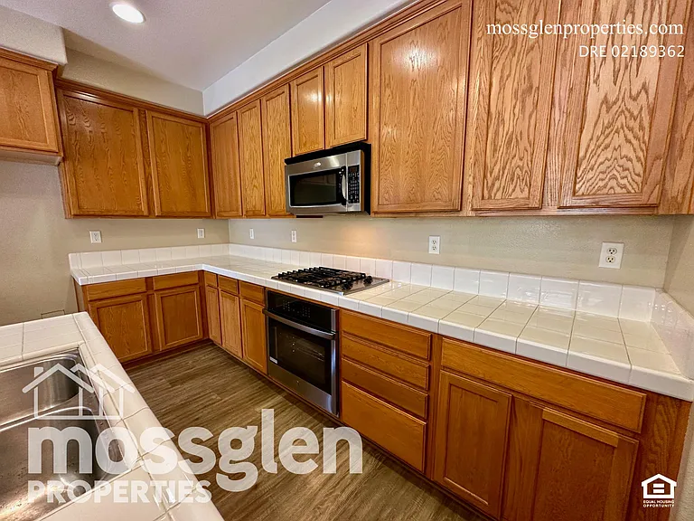 2616 Farmers Central Rd — Photo 10