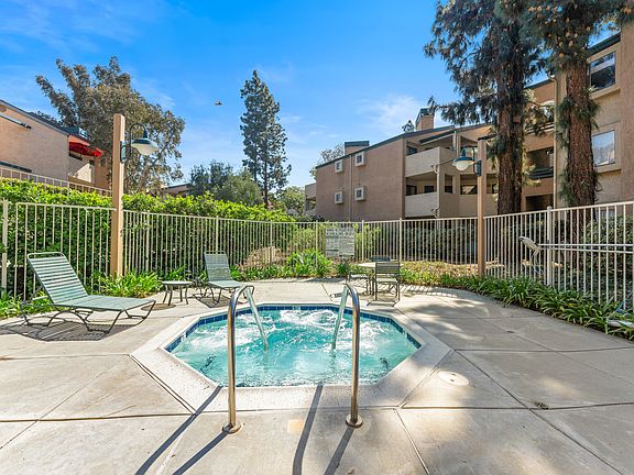 3rd image of 9721 Mesa Springs Way
