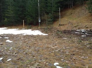 769 Upper Page Rd, Smelterville, ID 83868