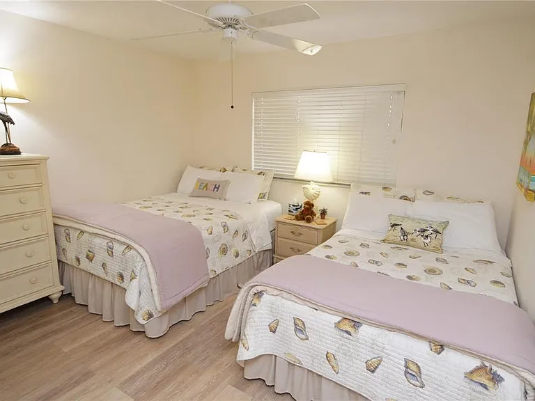 900 Gulf Blvd #907 — Photo 49