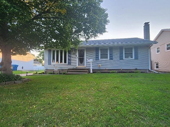 2nd image of 1515 6th Ave