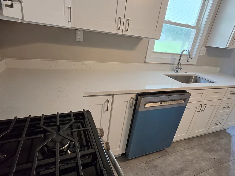 3450 Westridge Ln — Photo 2