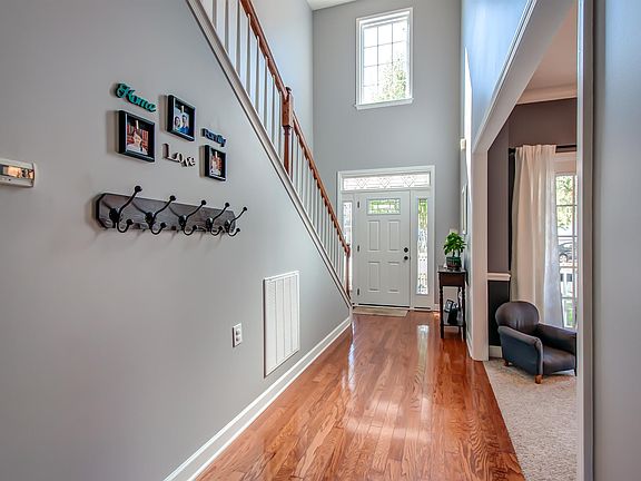 3rd image of 1404 Staunton Mill Ct