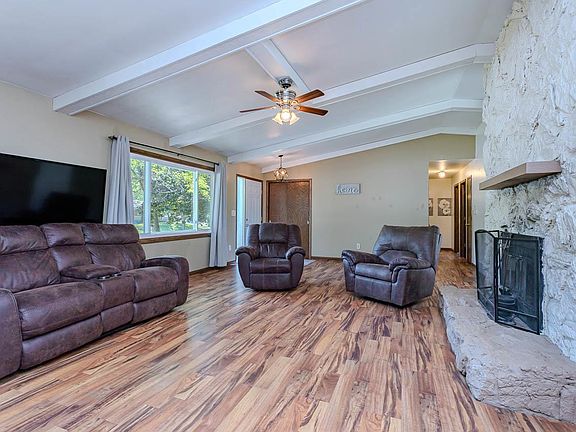 2nd image of 1410 WOODLAWN ROAD