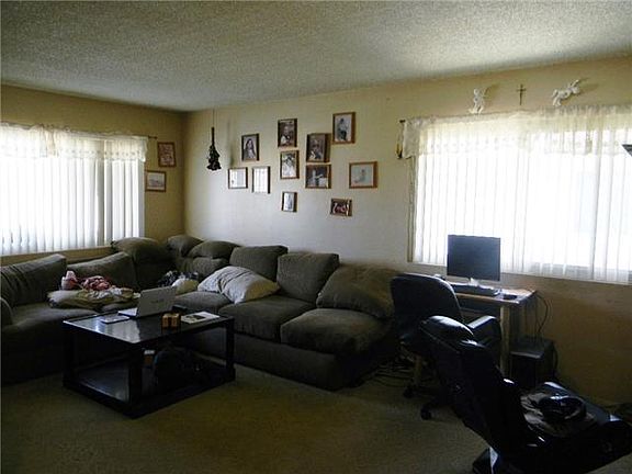5th image of 12116 Wintergreen Dr Unit 4