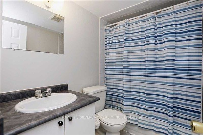 Brampton House for rent - 3 Bedrooms — photo 15