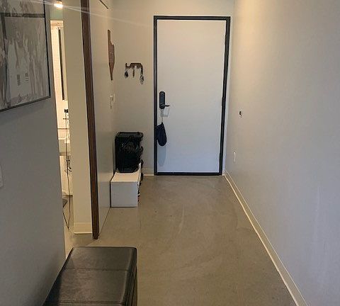 4th image of 1929 Columbia St #3031