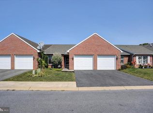 125 Blackbird Ln, Shippensburg, PA 17257
