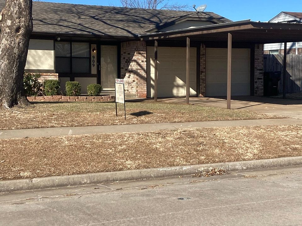 1st image of 909 S Avery Dr