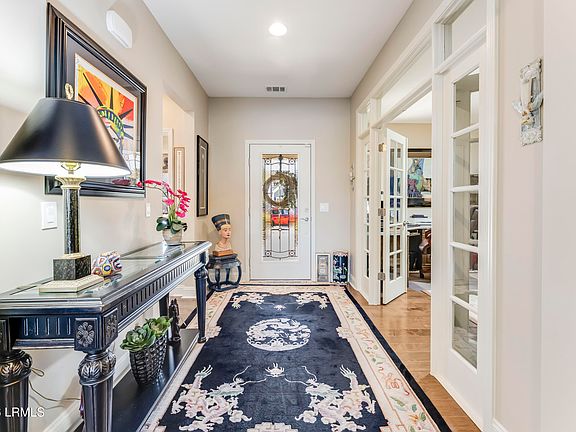 4th image of 108 Fernleaf Ln