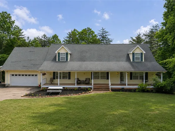 362 Ridge Rd, Salem, SC 29676