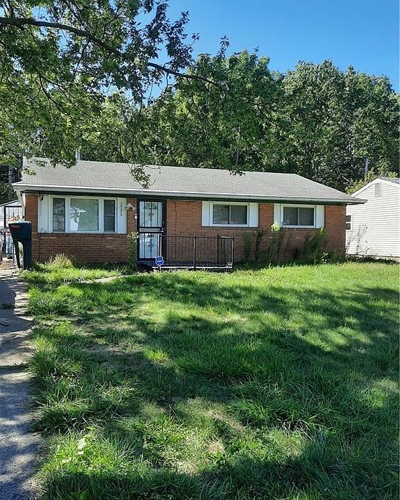 1st image of 2500 Packard Dr