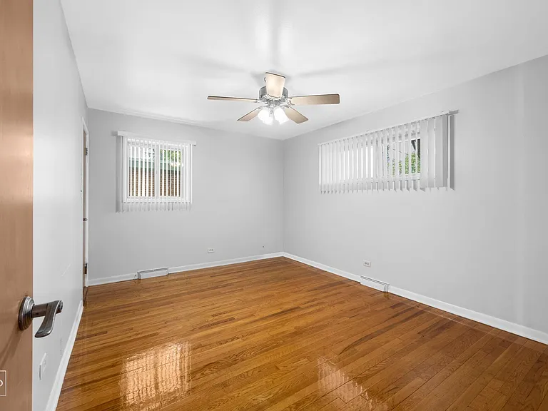 413 E Atwater Ave — Photo 21