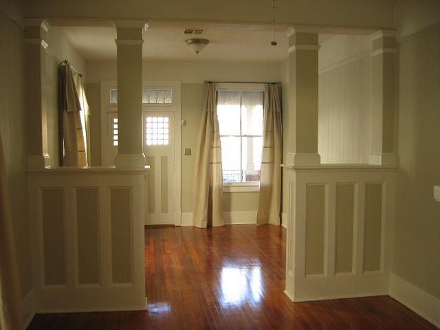 2nd image of 1419 Marais St