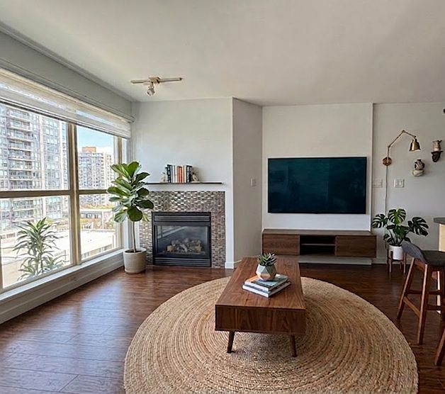 1st image of 1300 Granville St #8499