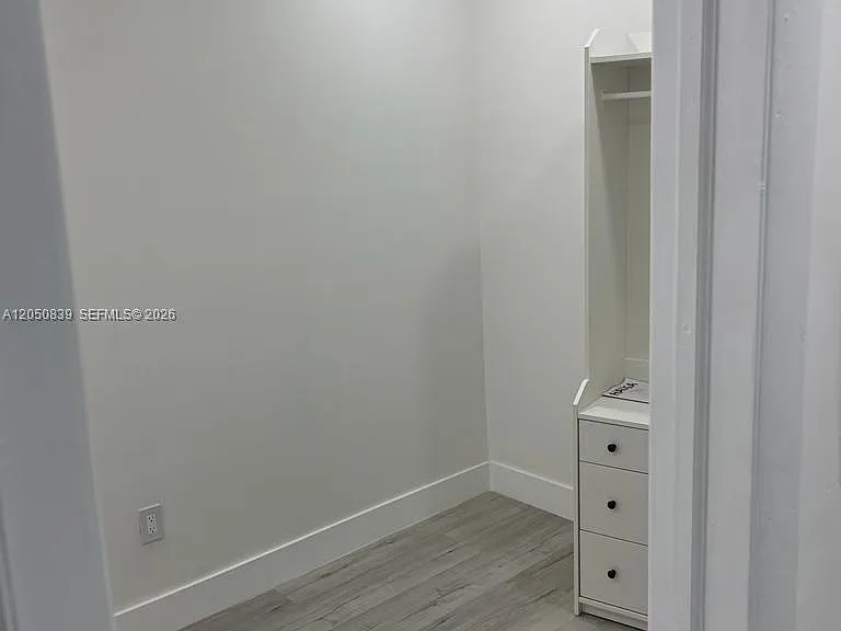 7128 Indian Creek Dr #9 — Photo 2