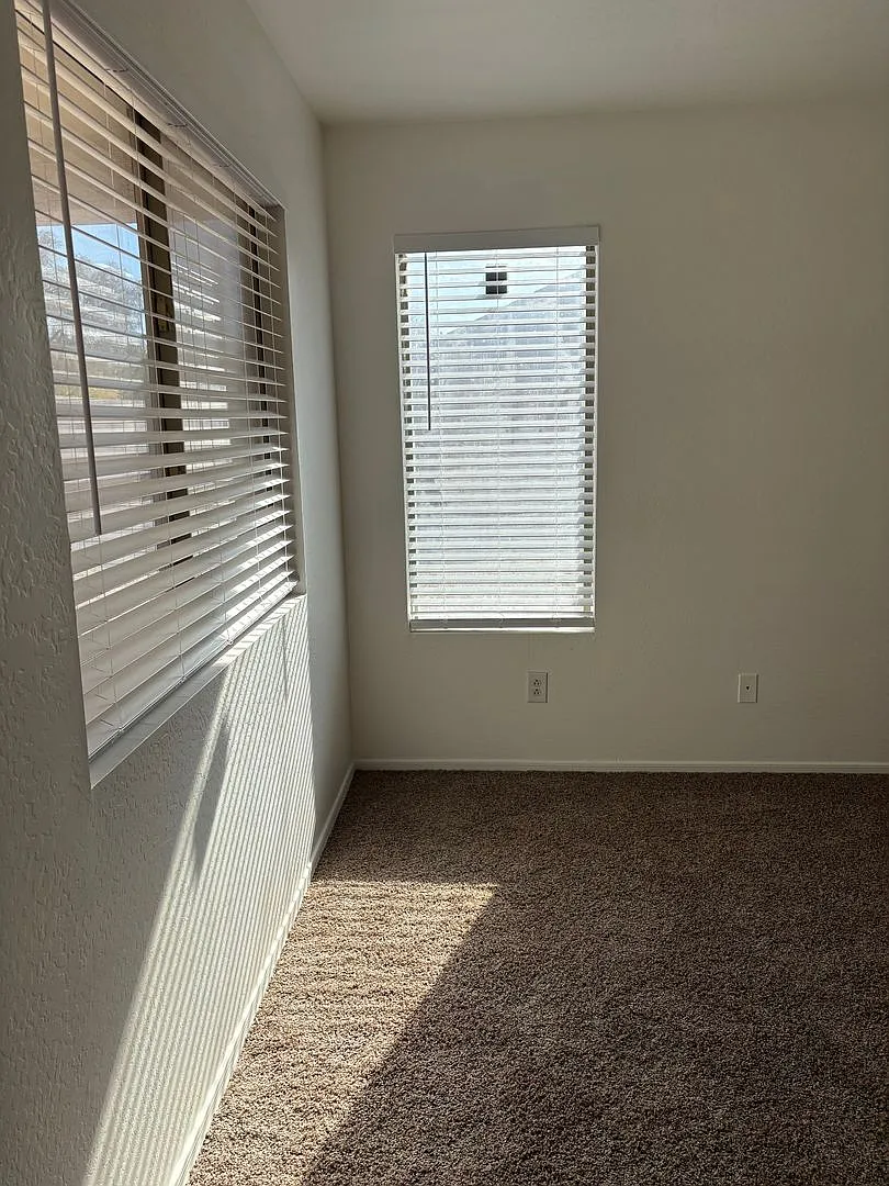 3 Bed Home In Tortosa In Maricopa!! — Photo 3